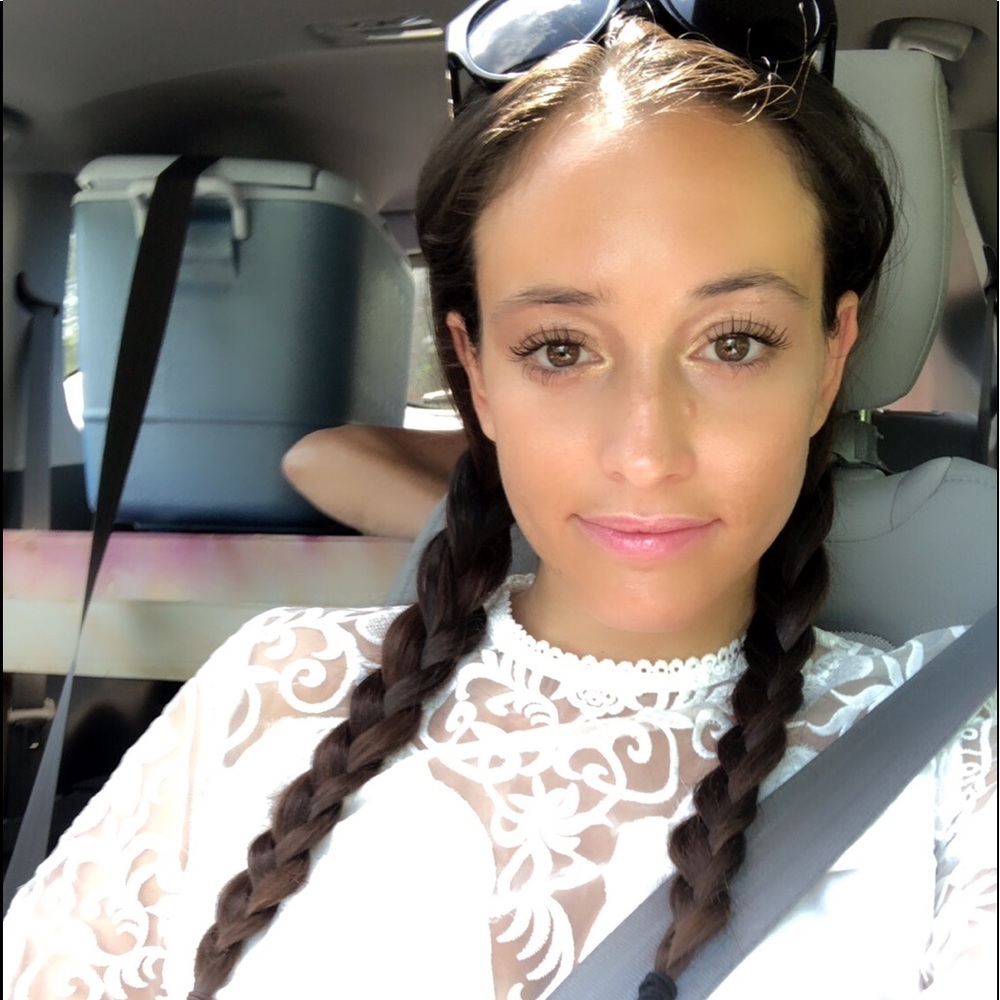 Meet your Posher, Alexandra